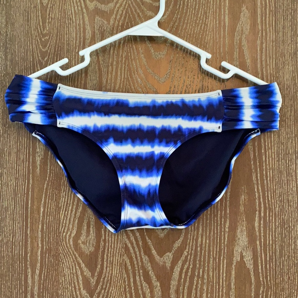 Athleta Bikini Bottom M